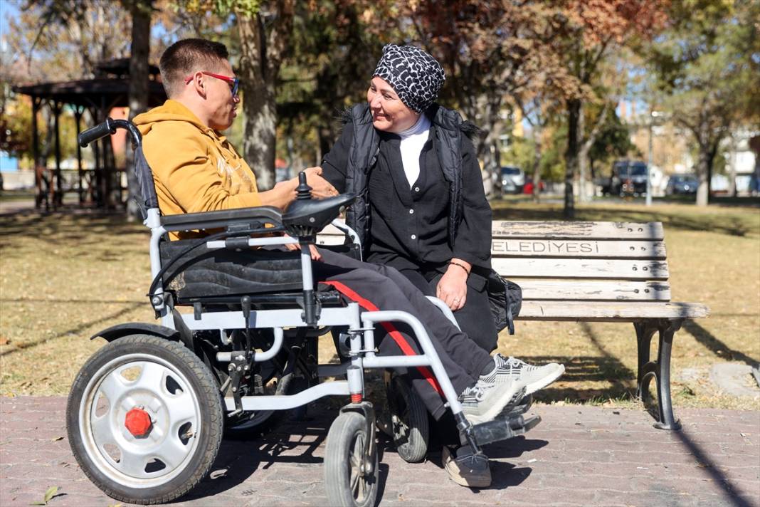 Konya’da iki çocuk annesi kadının büyük zaferi! Başka hastalara umut oluyor 10